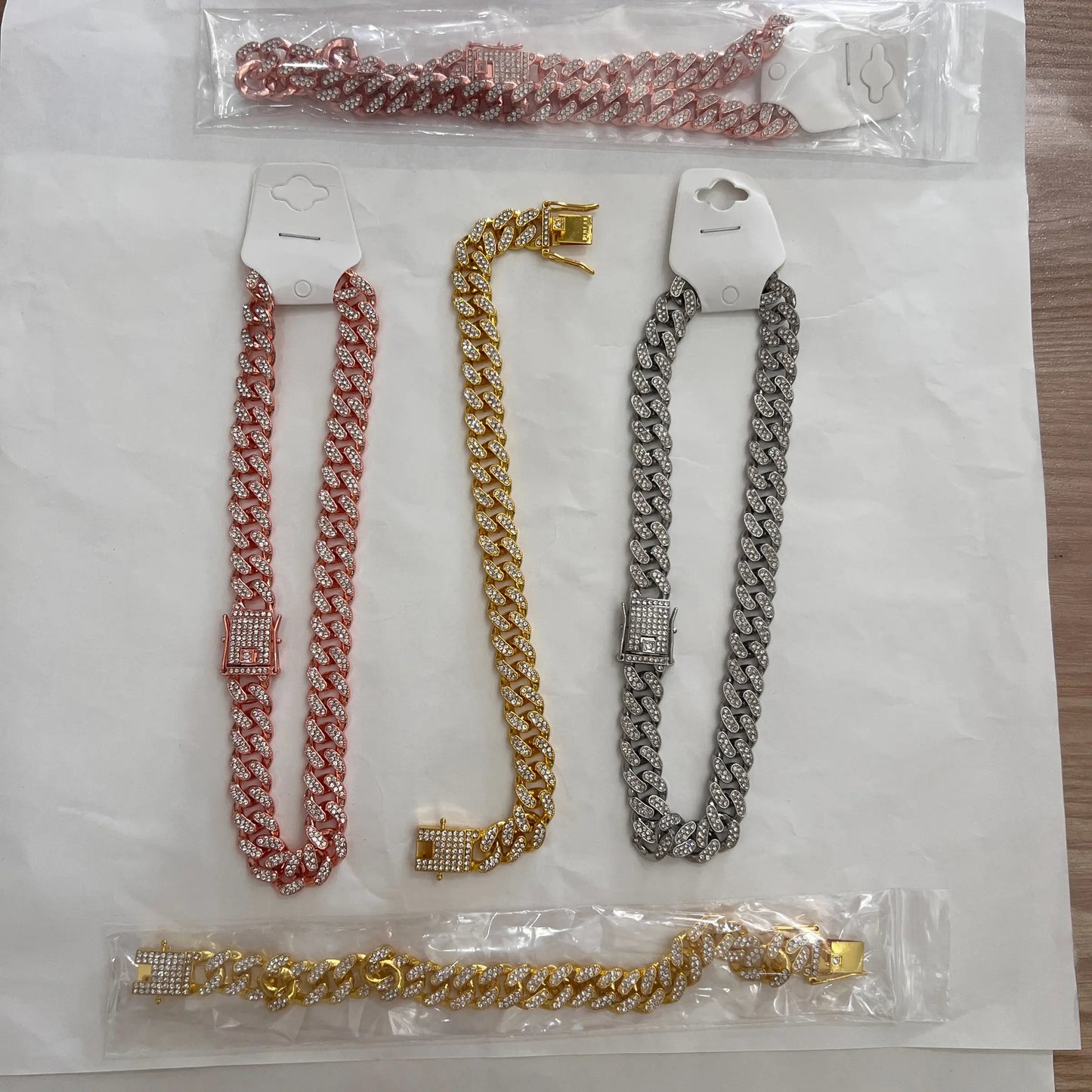 Rhinestone Dog Chain Necklace with Secure Buckle - Stylish Pet Accessory for Small, Medium, and Large Dogs